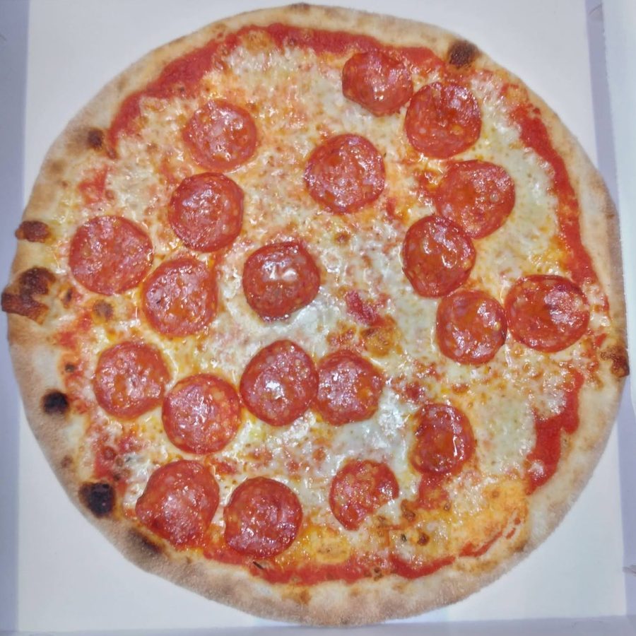 Pizza con salamino piccante
